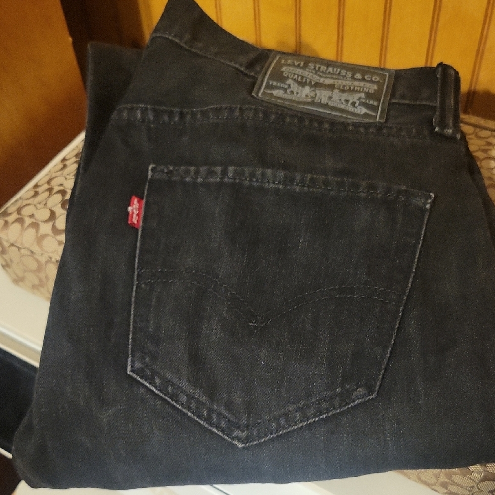 EUC Levi's 508 Black Denim Taper Fit Jeans